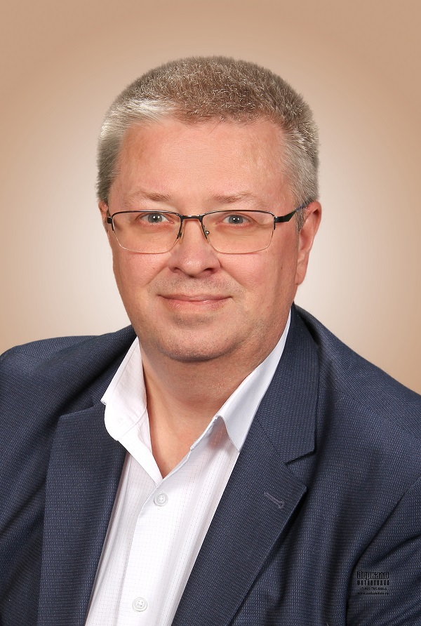 Кривощеков Роман Николаевич.